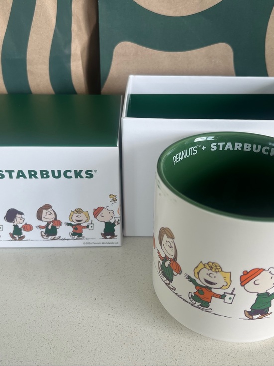 Starbucks Other - Brand new Peanuts x Starbucks collectible mug